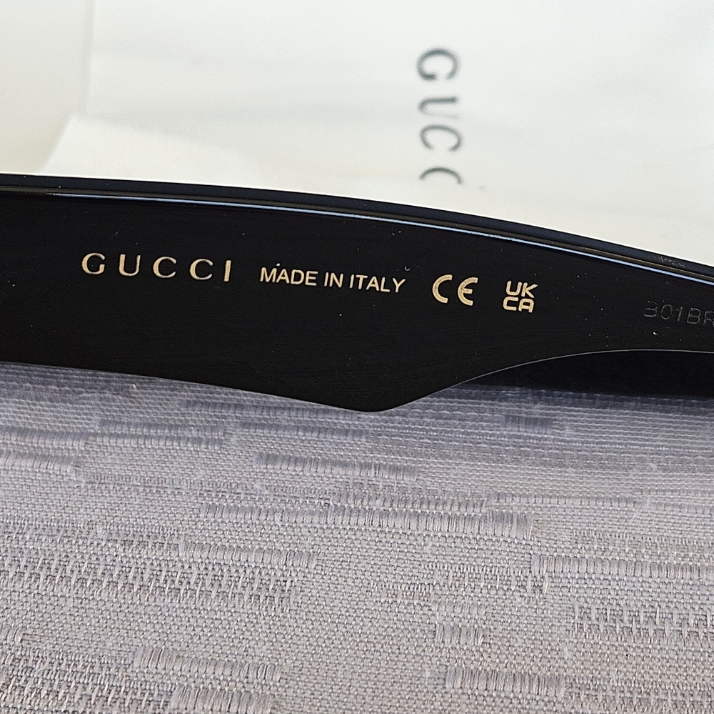 Gucci Black Frame Cat Eye Sunglasses NWOT - Picture 5 of 6